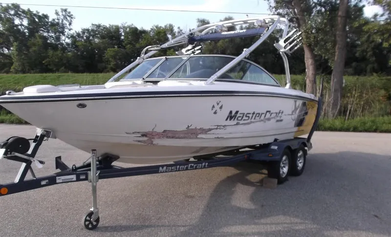 Mastercraft X15 Fiberglass Damage